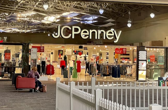 jcpenney holiday hours today