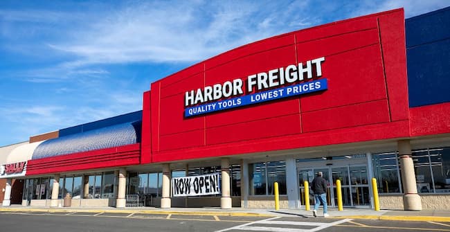  harbor freight hours today 