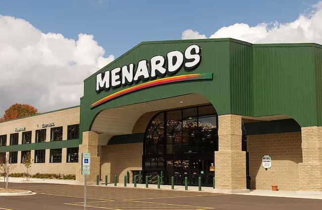  holiday hours for menards 