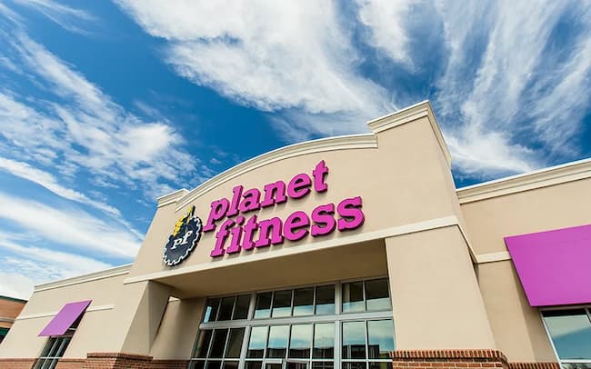 what time does planet fitness close
