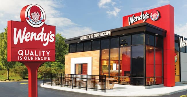  what time does wendy's serve lunch 